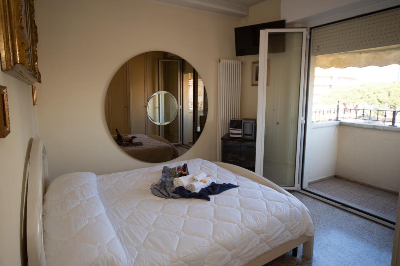 Hotel Cristina Riccione Esterno foto