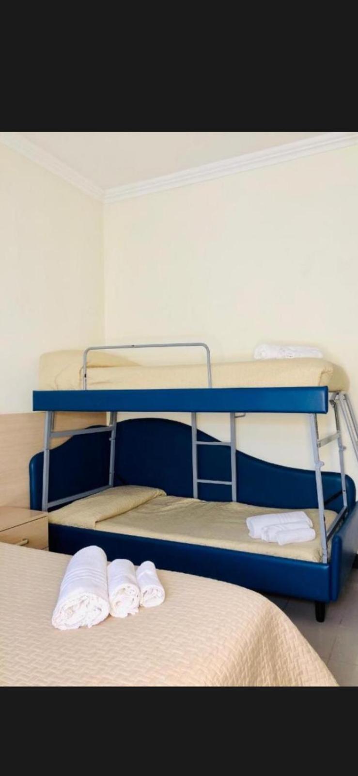 Hotel Cristina Riccione Esterno foto