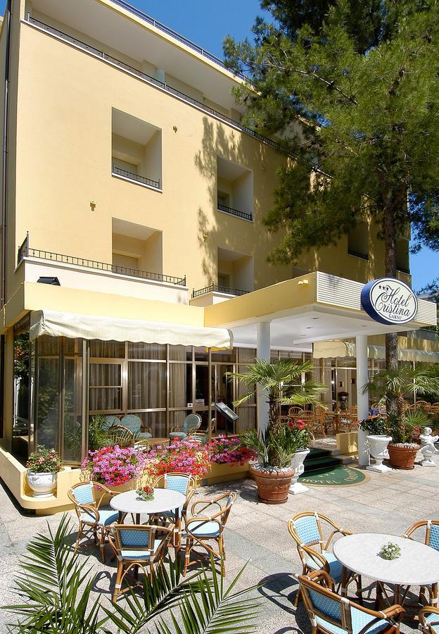 Hotel Cristina Riccione Esterno foto
